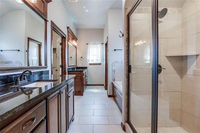 2320 Coles Creek Lane, Yukon, OK 73099