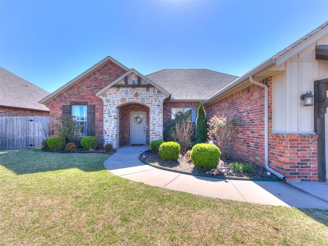 2320 Coles Creek Lane, Yukon, OK 73099