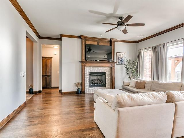 2320 Coles Creek Lane, Yukon, OK 73099
