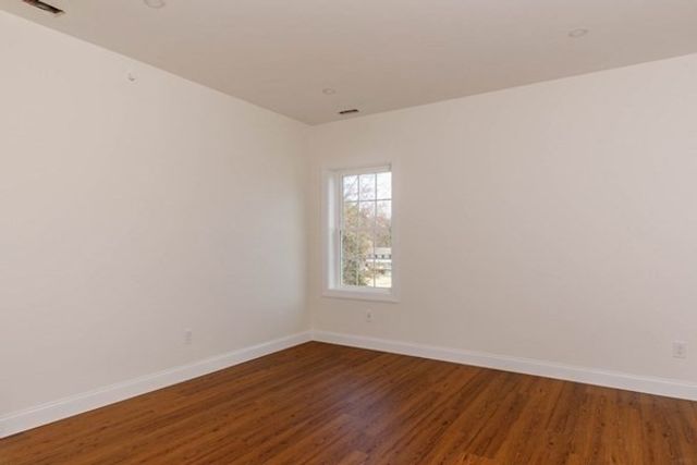150 State Rd E 1, Westminster, MA 01473