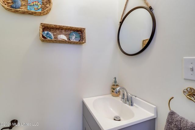 2207 Government Street, 15, Ocean Springs, MS 39564