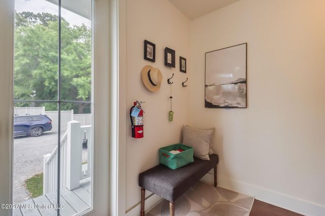 2207 Government Street, 15, Ocean Springs, MS 39564