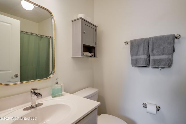 2207 Government Street, 15, Ocean Springs, MS 39564