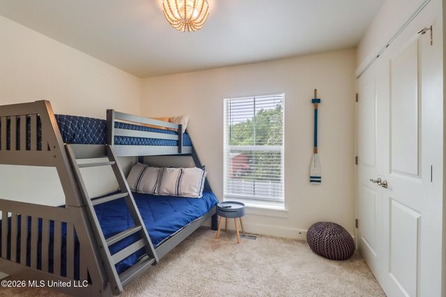 2207 Government Street, 15, Ocean Springs, MS 39564