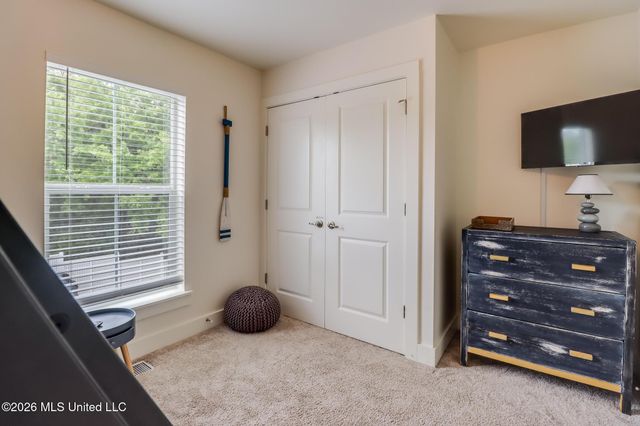 2207 Government Street, 15, Ocean Springs, MS 39564