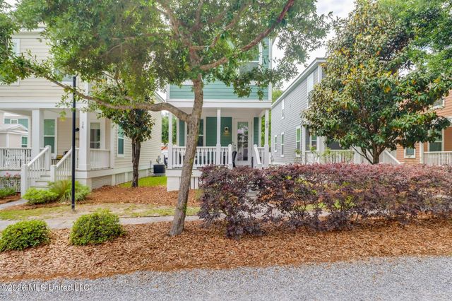 2207 Government Street, 15, Ocean Springs, MS 39564