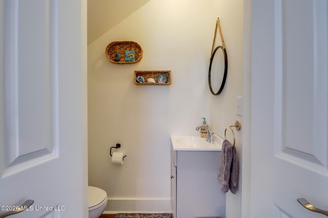 2207 Government Street, 15, Ocean Springs, MS 39564