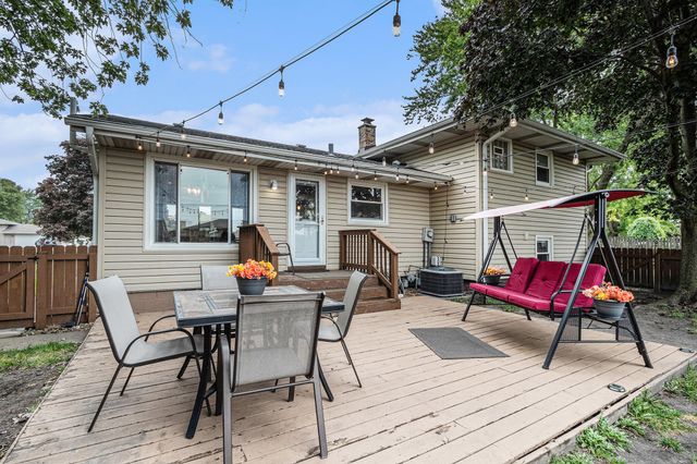 8838 Madison Court, Munster, IN 46321