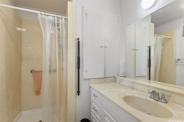 3820 Old Pali Road, Honolulu, HI 96817