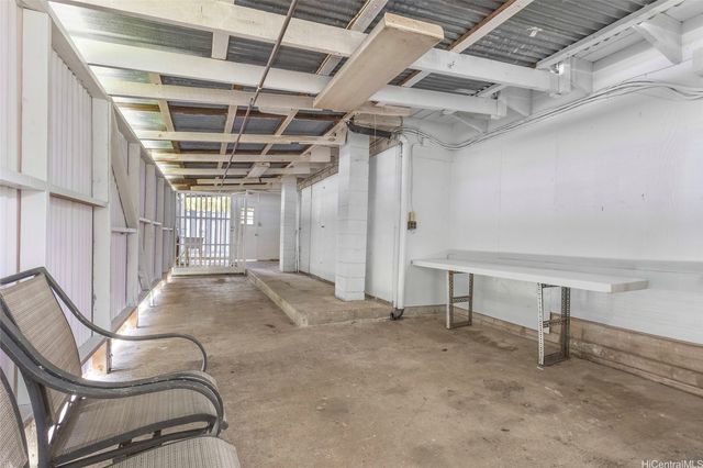 3820 Old Pali Road, Honolulu, HI 96817