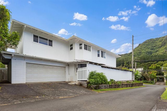 3820 Old Pali Road, Honolulu, HI 96817