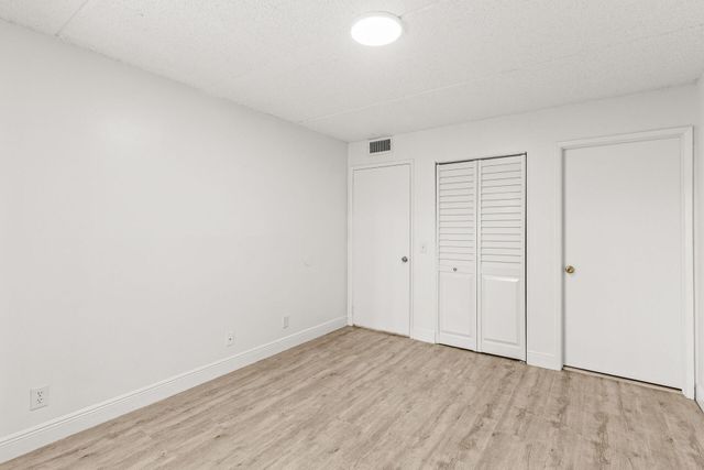 507 Meadows Circle, Boynton Beach, FL 33436