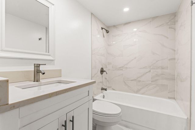 507 Meadows Circle, Boynton Beach, FL 33436