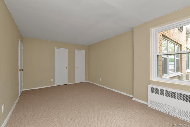 490 Atlantic Avenue 114, East Rockaway, NY 11518