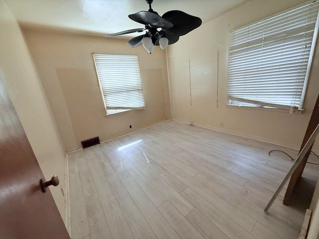 2716 Gull Road, Kalamazoo City, MI 49048