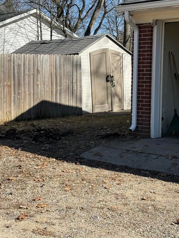 2716 Gull Road, Kalamazoo City, MI 49048