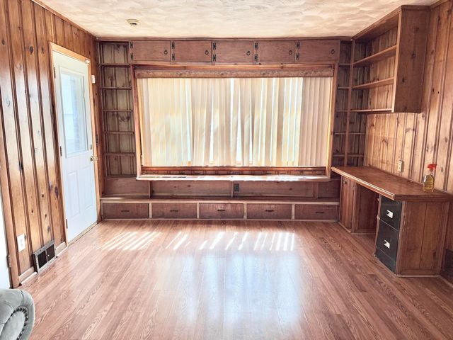 2716 Gull Road, Kalamazoo City, MI 49048