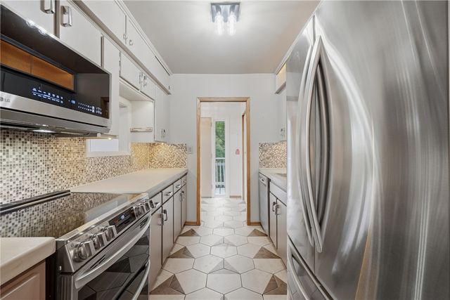 71 Parkway, Eureka Springs, AR 72632