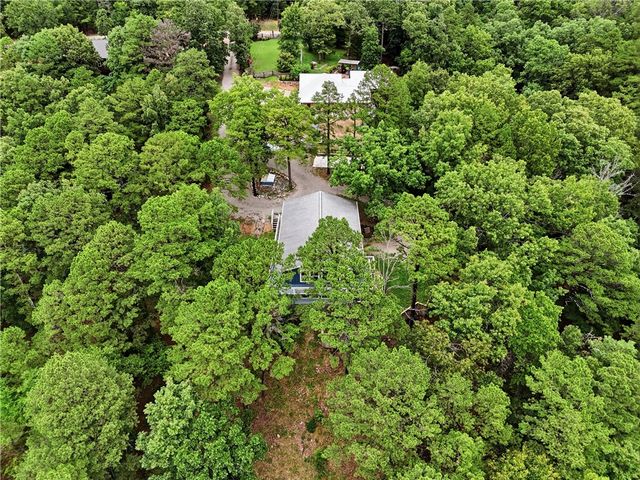 71 Parkway, Eureka Springs, AR 72632