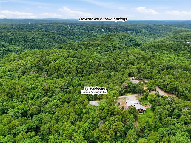 71 Parkway, Eureka Springs, AR 72632