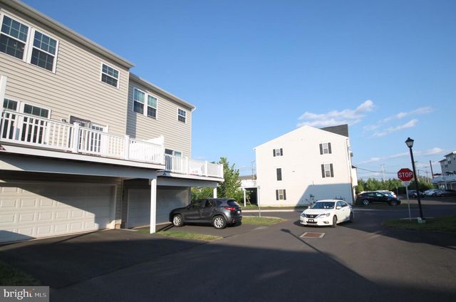 228 COMPASS DR, Lansdale, PA 19446