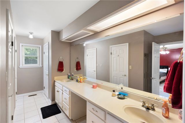 2920 Highland Drive, Russellville, AR 72802