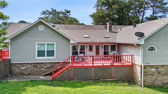 2920 Highland Drive, Russellville, AR 72802