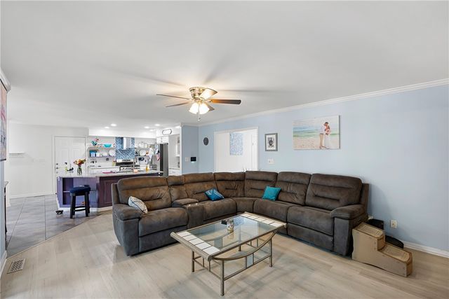 2920 Highland Drive, Russellville, AR 72802