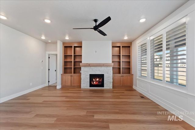 2210 N Buhrstone Ave, Eagle, ID 83616