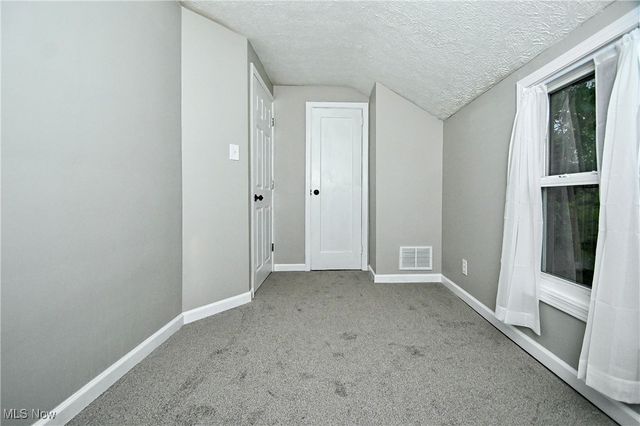 542 Montgomery Street, Akron, OH 44305