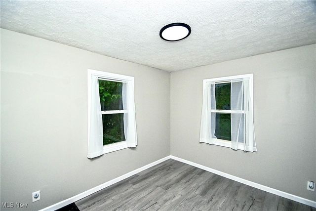 542 Montgomery Street, Akron, OH 44305