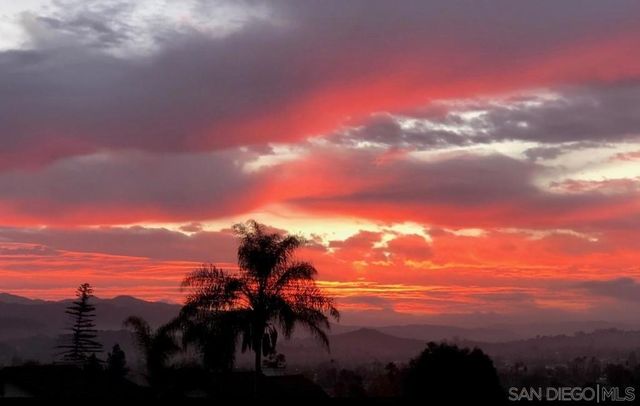 1412 Timber Gln, Escondido, CA 92027