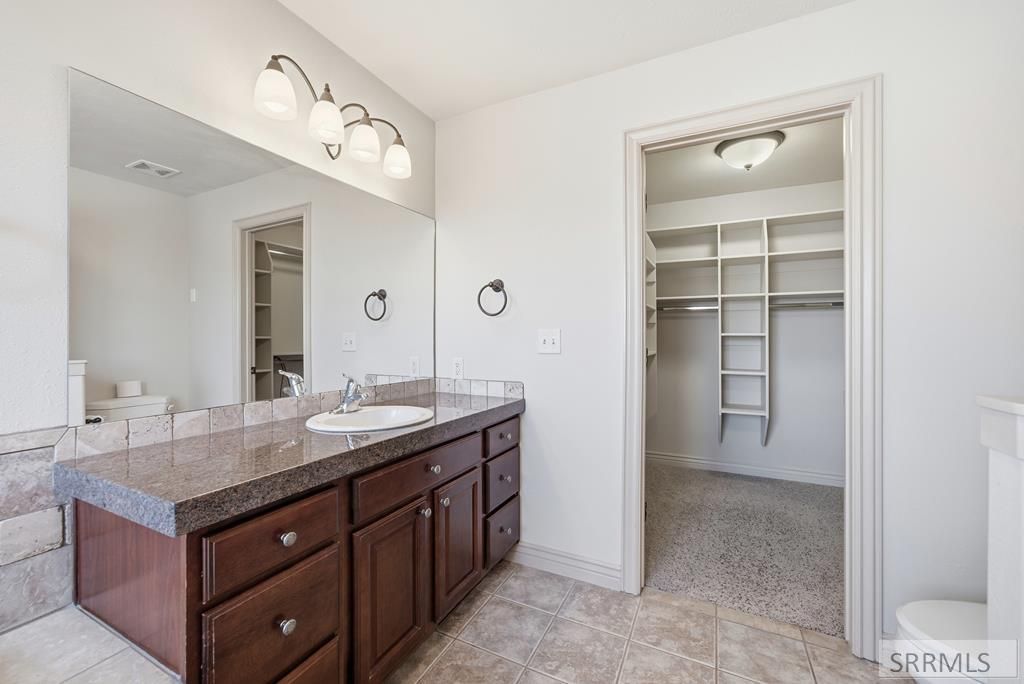 Image 11 of property listing at 614 Eaglewood Drive, Rexburg, ID 83440