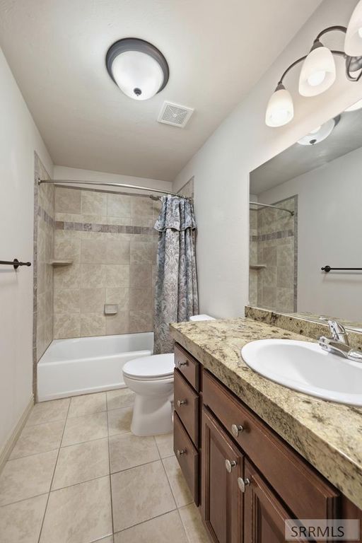 Image 16 of property listing at 614 Eaglewood Drive, Rexburg, ID 83440