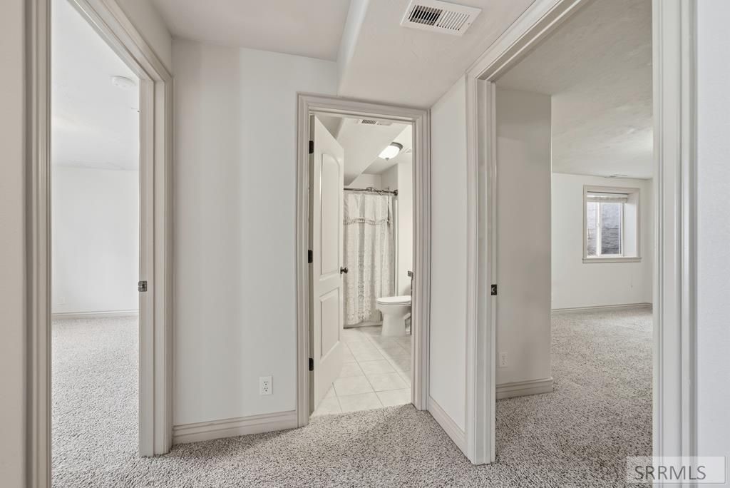 Image 22 of property listing at 614 Eaglewood Drive, Rexburg, ID 83440