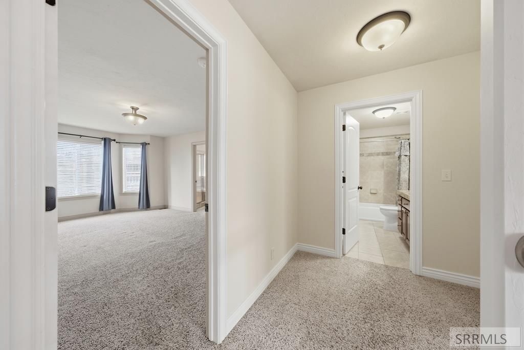 Image 9 of property listing at 614 Eaglewood Drive, Rexburg, ID 83440