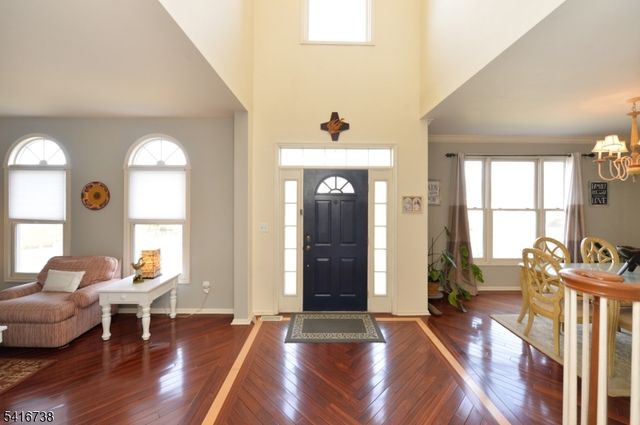 21 Split Rock Rd, North Haledon Boro, NJ 07508