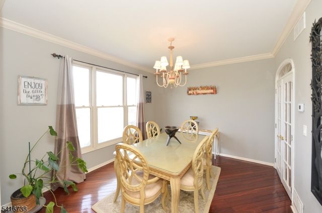 21 Split Rock Rd, North Haledon Boro, NJ 07508