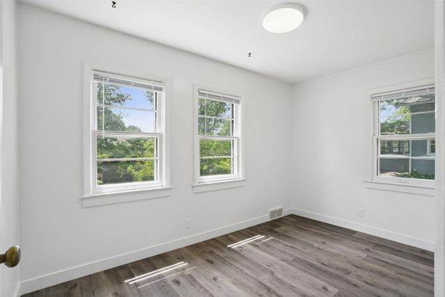 716 W 18th Street, Cedar Falls, IA 50613