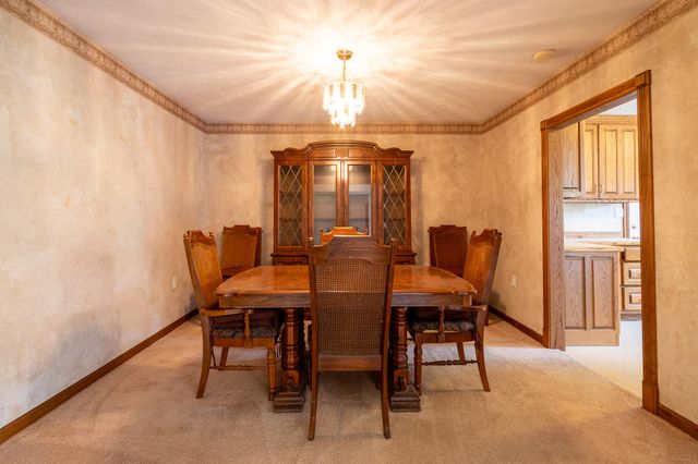 5506 County Road 9100, West Plains, MO 65775