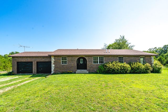 5506 County Road 9100, West Plains, MO 65775