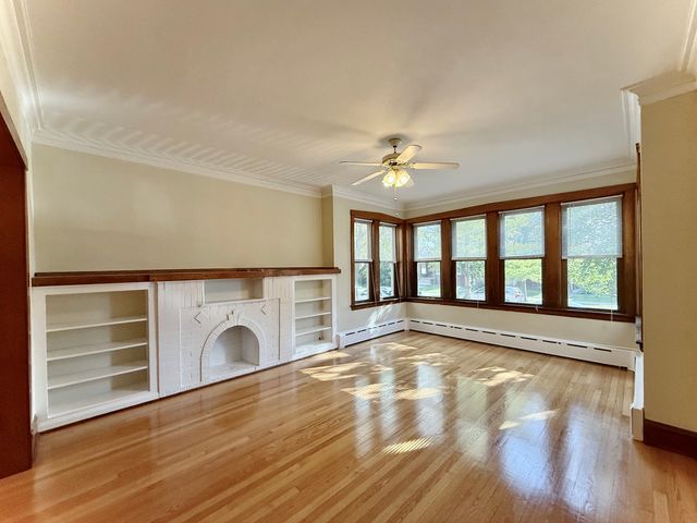 5446 W Agatite Avenue 1, Chicago, IL 60630