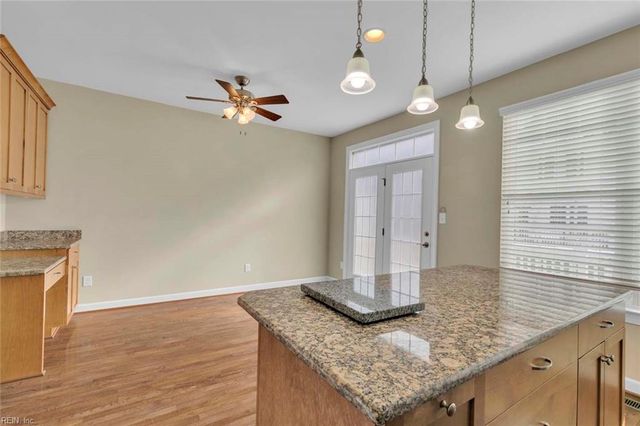 112 Peyton Randolph DR, Yorktown, VA 23692