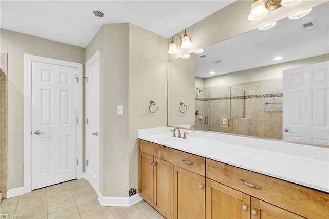 112 Peyton Randolph DR, Yorktown, VA 23692