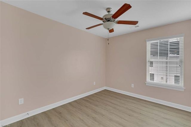 112 Peyton Randolph DR, Yorktown, VA 23692