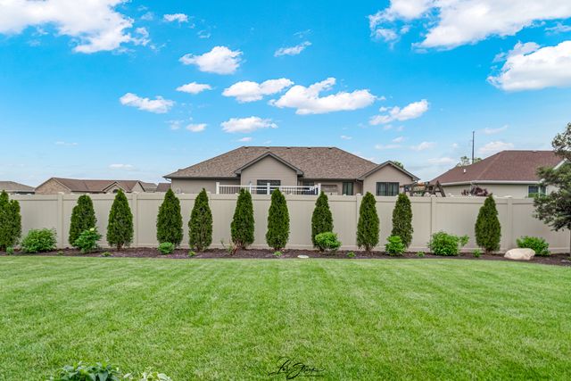 1995 Craftsman Avenue, Bourbonnais, IL 60914