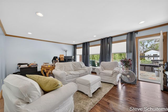 3109 S Bluff Court, Hudsonville, MI 49426