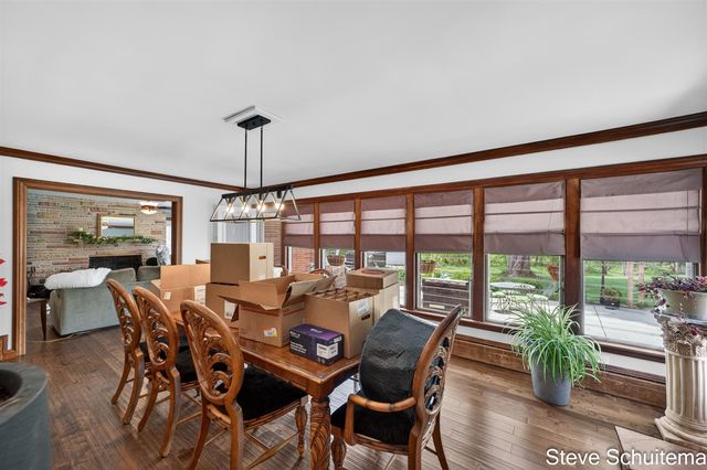 3109 S Bluff Court, Hudsonville, MI 49426