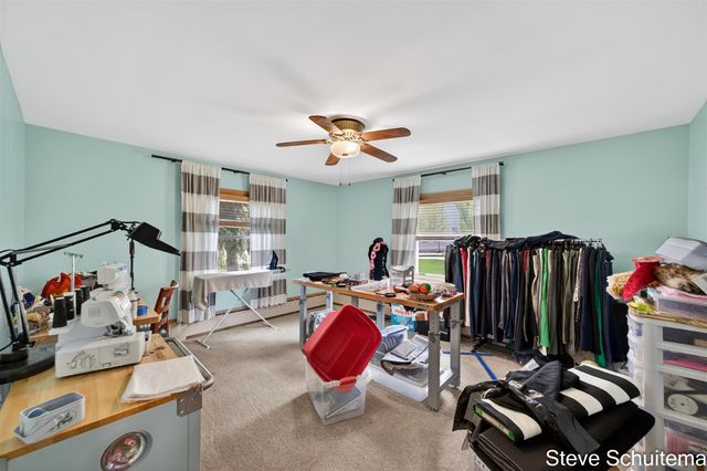 3109 S Bluff Court, Hudsonville, MI 49426