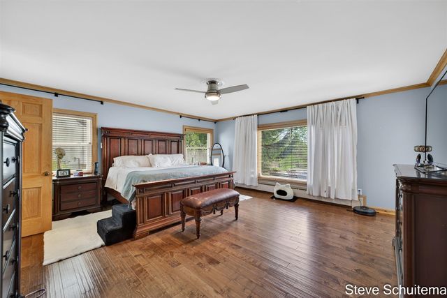 3109 S Bluff Court, Hudsonville, MI 49426